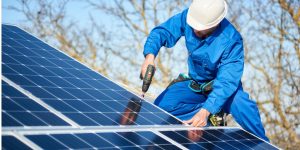 Installation Maintenance Panneaux Solaires Photovoltaïques à Plaizac